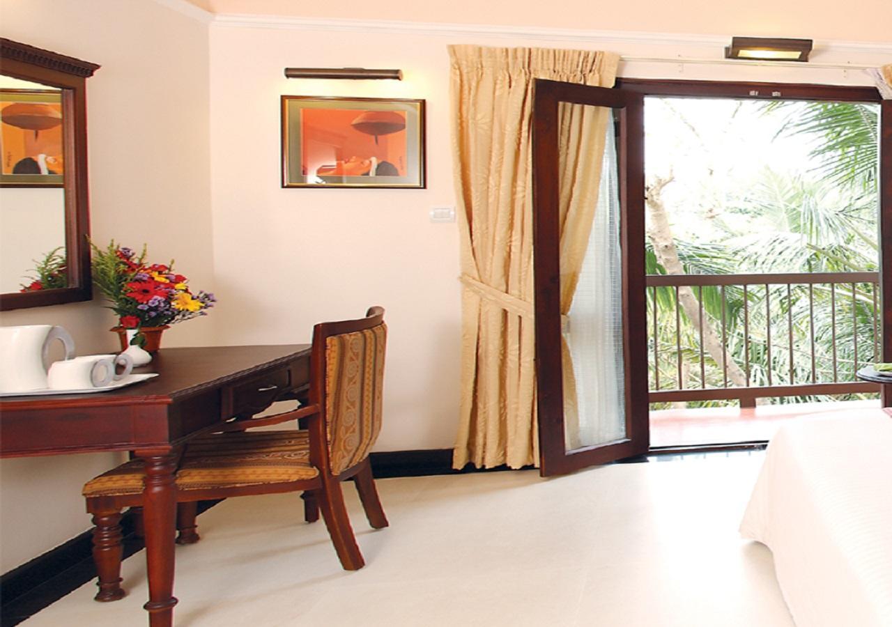 Отель Grand Thekkady Kumily Экстерьер фото